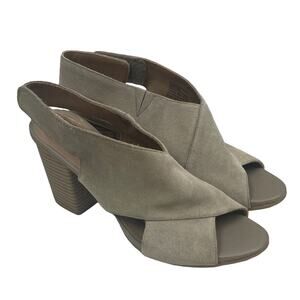 Kenneth Cole Reaction Womens Size 10M Fridah People Real Suede Leather Sandals